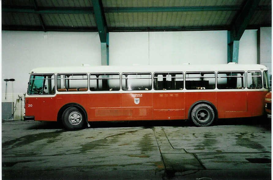 (002'914) - AFA Adelboden - Nr. 20/BE 26'709 - FBW/T�scher (ex P 25'501) im April 1988 im Autobahnhof Adelboden