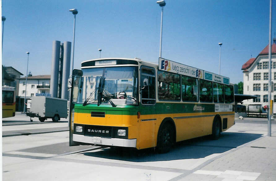 (012'407) - BHW Wil - Nr. 4/TG 65'701 - Saurer/T�scher am 22. Mai 1995 beim Bahnhof Wil