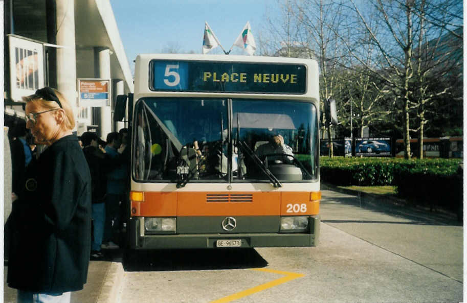(016'520) - TPG Gen�ve - Nr. 208/GE 96'573 - Mercedes am 16. M�rz 1997 in Gen�ve, Palexpo