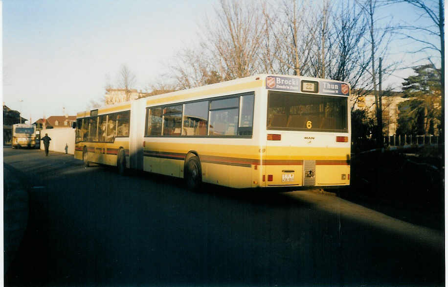 (021'408) - STI Thun - Nr. 69/BE 456'869 - MAN am 9. Januar 1998 bei der Schiffl�ndte Thun