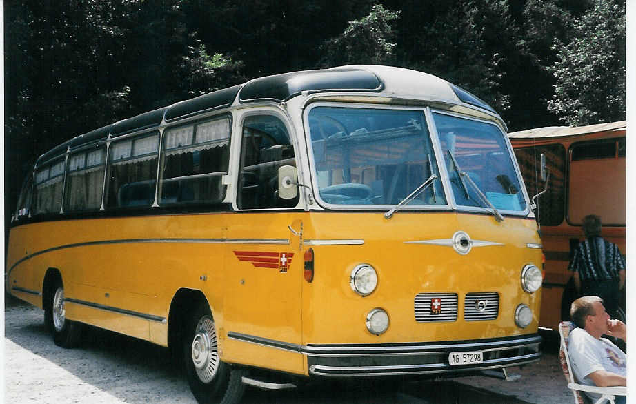 (025'419) - Zimmerli U., Oftringen - AG 57'298 - Berna/T�scher (ex Stutz, Oberlunkhofen; ex Leu, Schongau; ex Wicki, Bremgarten; ex P 22'054; ex P 20'704) am 15. August 1998 in Heitenried, Sensegraben
