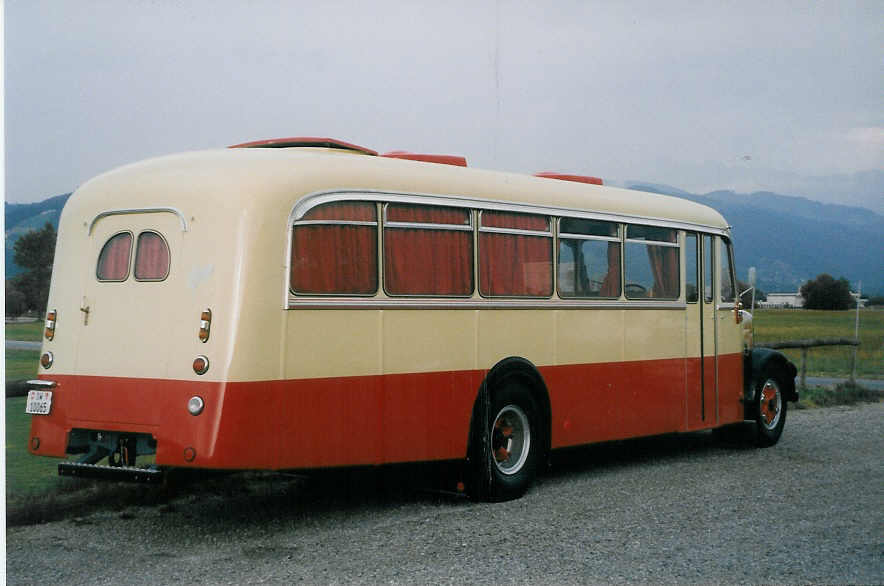 (025'613) - Imfeld, Sachseln - OW 10'065 - Saurer/T�scher (ex L�tscher, Neuheim) am 18. August 1998 in Thun-Lerchenfeld, Waldeck