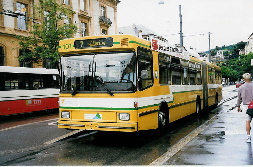(033'312) - TN Neuch�tel - Nr. 101 - NAW/Hess Gelenktrolleybus am 6. Juli 1999 in Neuch�tel, Place Pury
