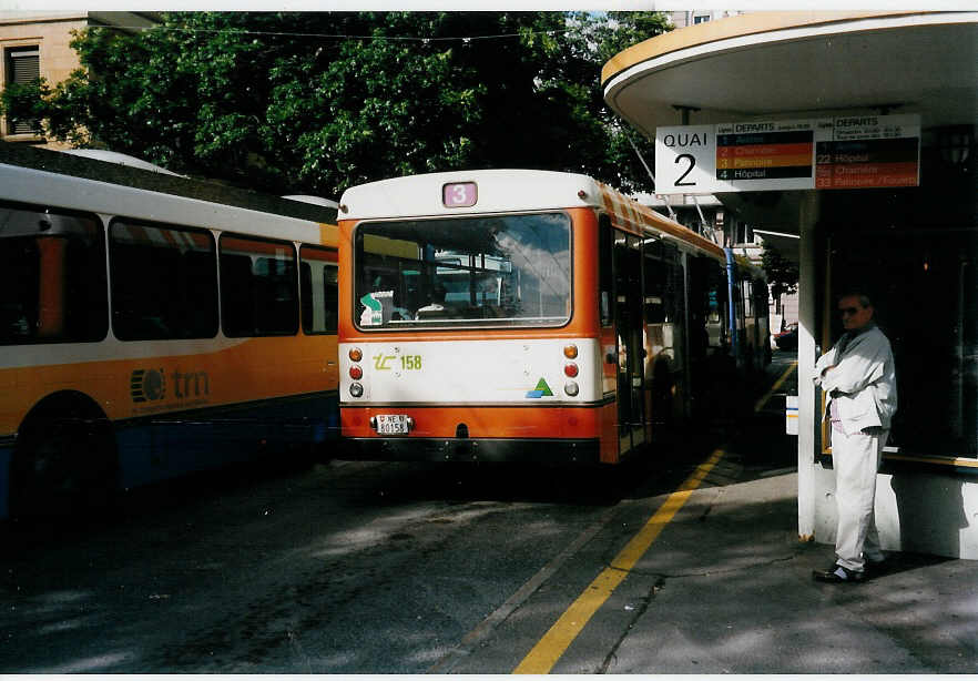 (033'411) - TC La Chaux-de-Fonds - Nr. 158/NE 80'158 - FBW/Lauber-Hess-R&J (ex TPG Gen�ve Nr. 531) am 6. Juli 1999 beim Bahnhof Lausanne