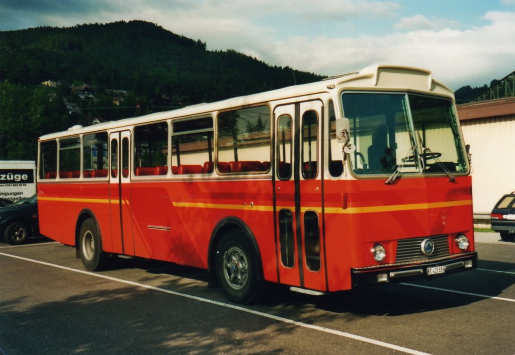 (034'617) - Polizeidirektion, Bern - BE 423'886 - Saurer/T�scher (ex P 24'657) am 15. Juli 1999 in Thun, Seestrasse
