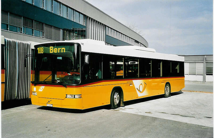 (039'730) - PTT-Regie - P 25'678 - Volvo/Hess am 14. M�rz 2000 in Bern, Postautostation