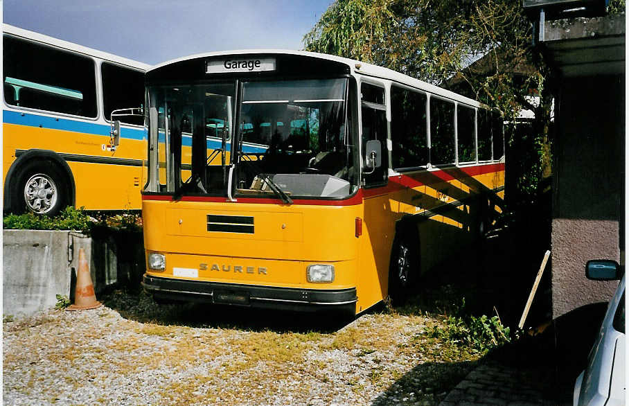 (040'708) - PTT-Regie - P 25'832 - Saurer/T�scher am 1. Juni 2000 in B�tzberg, Heiniger