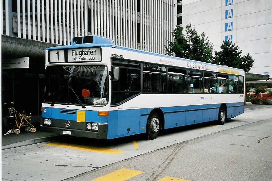 (041'926) - Maag, Kloten - Nr. 33/ZH 590'933 - Mercedes am 13. Juli 2000 in Z�rich, Flughafen