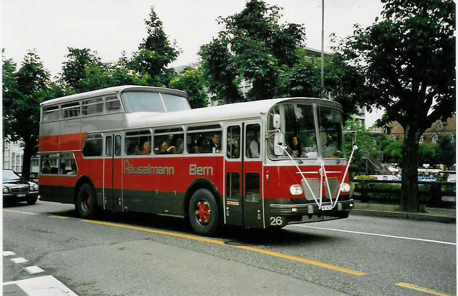 (042'334) - H�uselmann, Bern - Nr. 26/BE 9475 - FBW/Vetter-R&J Anderthalbdecker (ex AFA Adelboden Nr. 9) am 5. August 2000 in Thun, Maulbeerplatz