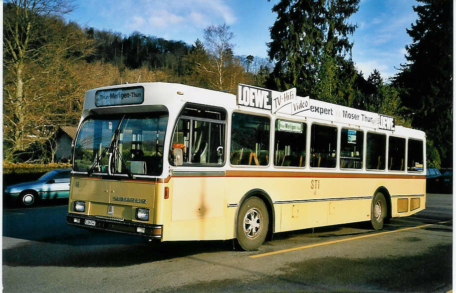 (044'707) - STI Thun - Nr. 46/BE 396'546 - Saurer/R&J am 4. Februar 2001 bei der Schiffl�ndte Thun