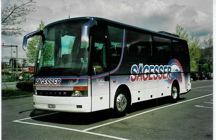 (046'434) - S�gesser, Wintersingen - Nr. 7/BL 7501 - Setra am 4. Mai 2001 in Thun, Seestrasse