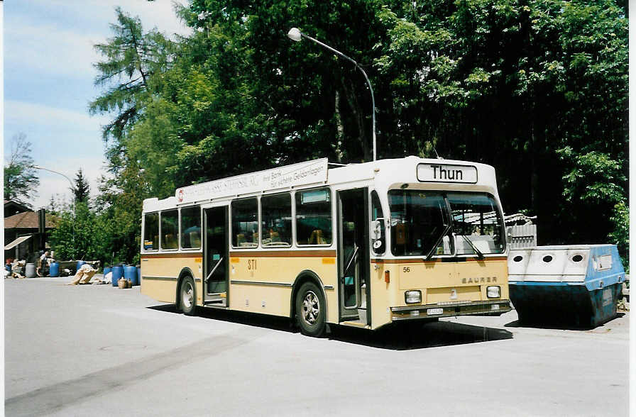 (047'401) - STI Thun - Nr. 56/BE 413'456 - Saurer/R&J am 20. Juni 2001 in Sigriswil, Mehrzweckgeb�ude