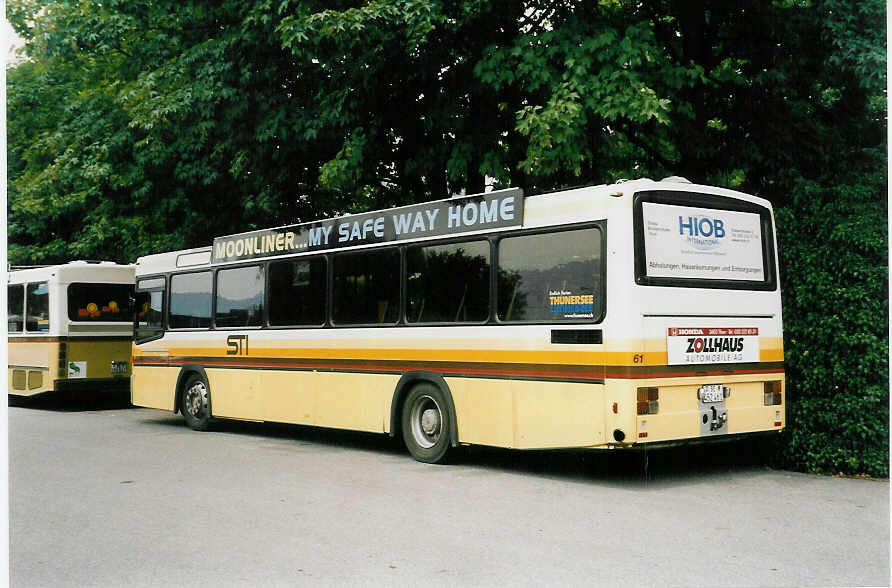 (047'612) - STI Thun - Nr. 61/BE 452'461 - Mercedes/R&J am 5. Juli 2001 bei der Schiffl�ndte Thun