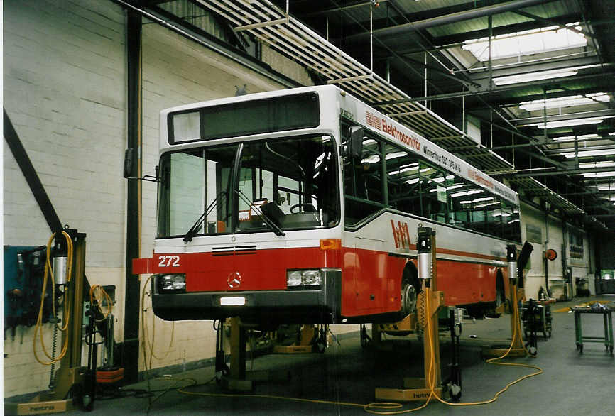 (048'604) - WV Winterthur - Nr. 272/ZH 588'272 - Mercedes am 18. Juli 2001 in Winterthur, Depot Gr�zefeld
