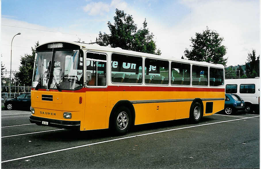 (049'633) - Selfors, Meiringen - BE 260 - Saurer/T�scher (ex P 24'236) am 11. September 2001 in Thun, Seestrasse