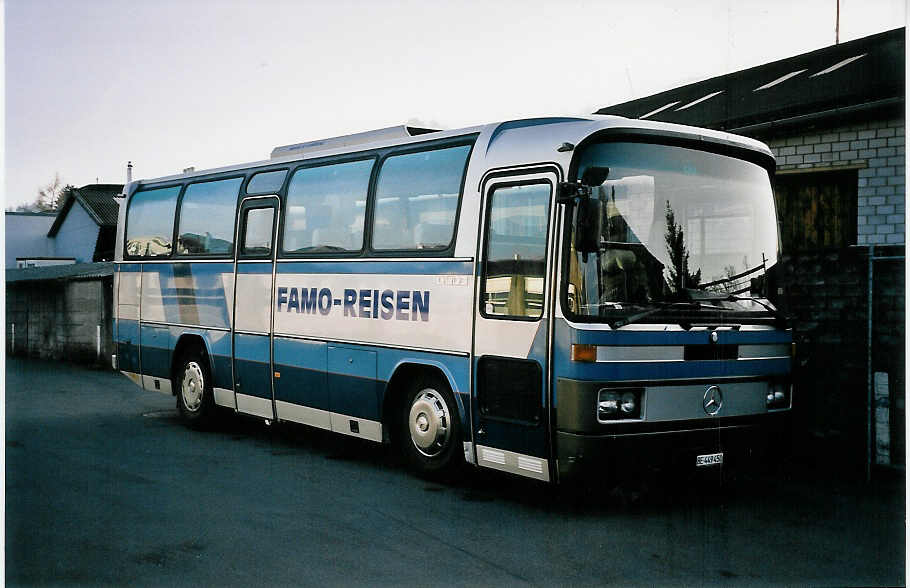 (052'218) - Famo, S�deren - BE 449'450 - Mercedes am 16. M�rz 2002 in Thun, Garage STI