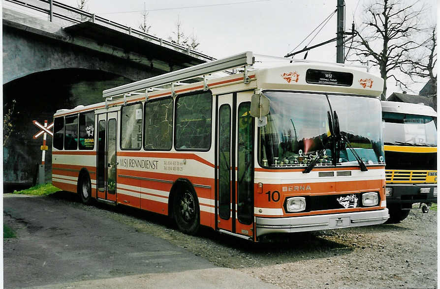 (052'817) - WSJ Renndienst, Gr�nen-Sumiswald - Nr. 10 - Berna/Hess (ex OAK Wangen a.A. Nr. 10) am 7. April 2002 in Gr�nen, H�lzliweg