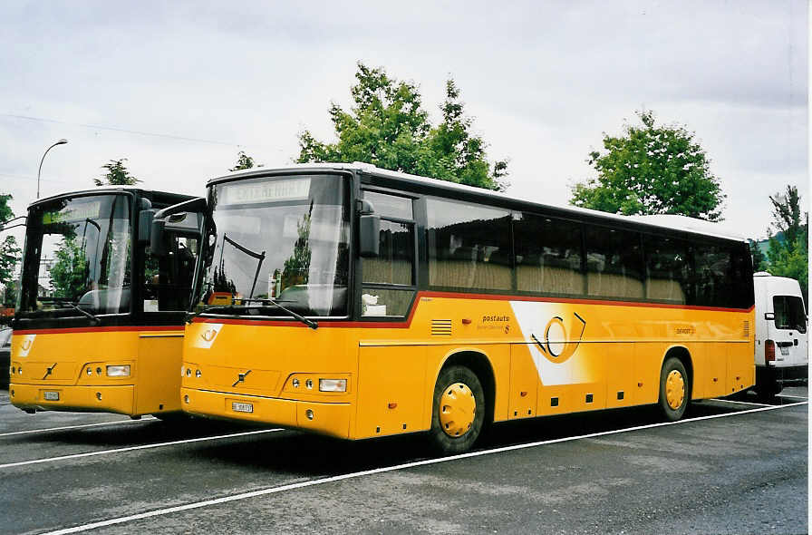 (053'622) - K�bli, Gstaad - BE 308'737 - Volvo am 7. Juni 2002 in Thun, Seestrasse