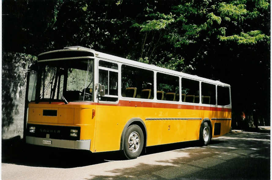 (053'834) - Sulser, Wohlen - AG 174'803 - Saurer/T�scher (ex Recovery, Regensdorf; ex Heim, Flums) am 15. Juni 2002 bei Bad Bubendorf
