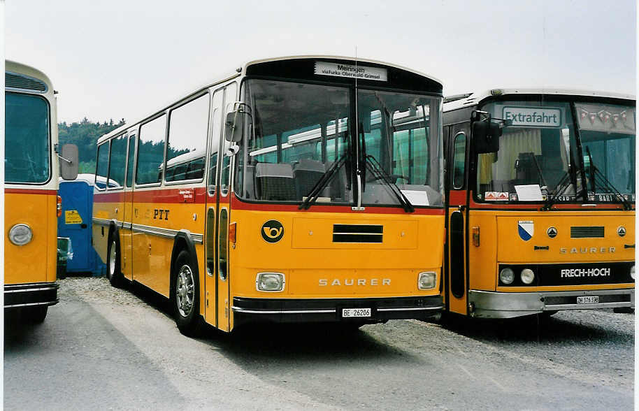 (055'625) - Schmid, Th�rishaus - BE 26'206 - Saurer/T�scher (ex P 24'244) am 31. August 2002 in Niederbipp, Saurertreffen