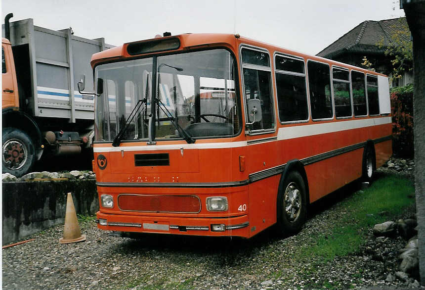 (056'908) - ZVB Zug - Nr. 40 - Saurer/Hess (ex Nr. 30) am 12. Oktober 2002 in B�tzberg, Heiniger