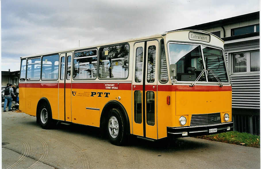 (057'112) - Scheidegger, Sch�nb�hl - BE 150'067 - FBW/Lauber (ex P 23'507) am 26. Oktober 2002 in Schwarzenburg, Aussenlager Museum f�r Kommunikation