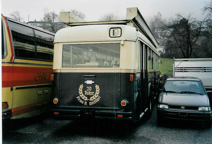 (057'831) - D�rfliger, Egerkingen - FBW/T�scher am 27. Dezember 2002 in Egerkingen, Garage