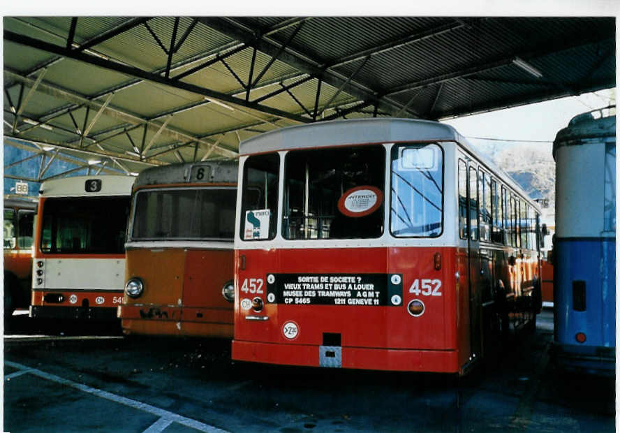 (058'236) - TPG Gen�ve (Knoerr) - Nr. 452 - Saurer/Hess am 1. Januar 2003 in Gen�ve, D�p�t
