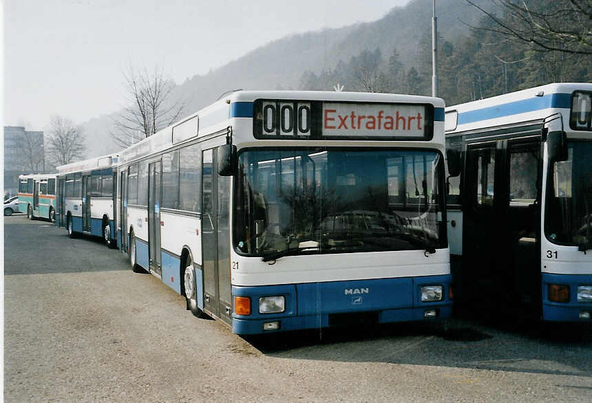 (059'021) - H�rzeler, Dietikon - Nr. 21 - MAN am 22. Februar 2003 in Biel, BTR