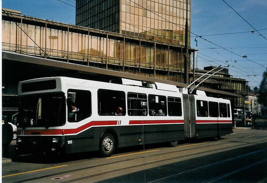 (059'416) - VBSG St. Gallen - Nr. 168 - NAW/Hess Gelenktrolleybus am 29. M�rz 2003 beim Bahnhof St. Gallen