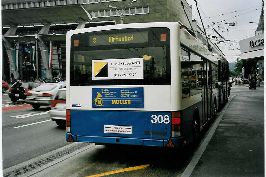 (060'532) - VBL Luzern - Nr. 308 - Lanz+Marti/Hess Personenanh�nger am 26. Mai 2003 beim Bahnhof Luzern