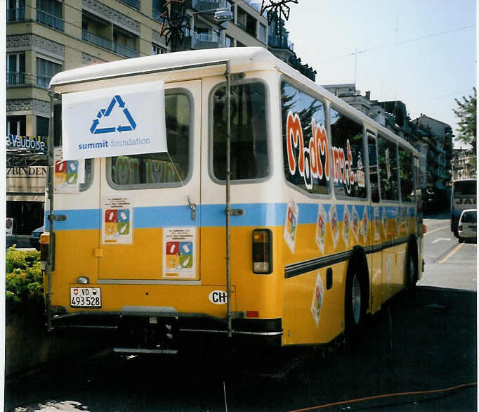 (061'237) - MadMarmot, Nyon - VD 493'528 - Saurer/T�scher (ex Auto-Transports, La C�te-aux-F�es; ex P 24'238) am 6. Juli 2003 in Montreux