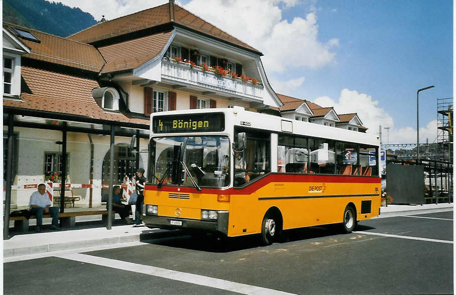 (061'316) - PTT-Regie - P 23'002 - NAW/G�ppel (ex Selfors, Meiringen; ex P 22'020; ex Mer�ay, Del�mont; ex LVB Lenk) am 7. Juli 2003 beim Bahnhof Interlaken Ost