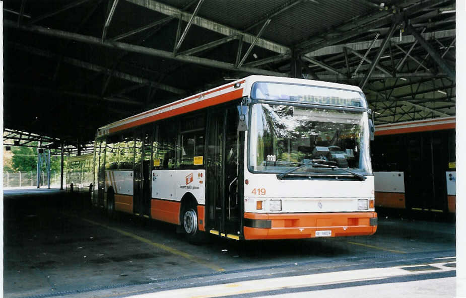 (062'415) - TPG Gen�ve - Nr. 419/GE 96'829 - Renault am 4. August 2003 in Gen�ve, D�p�t