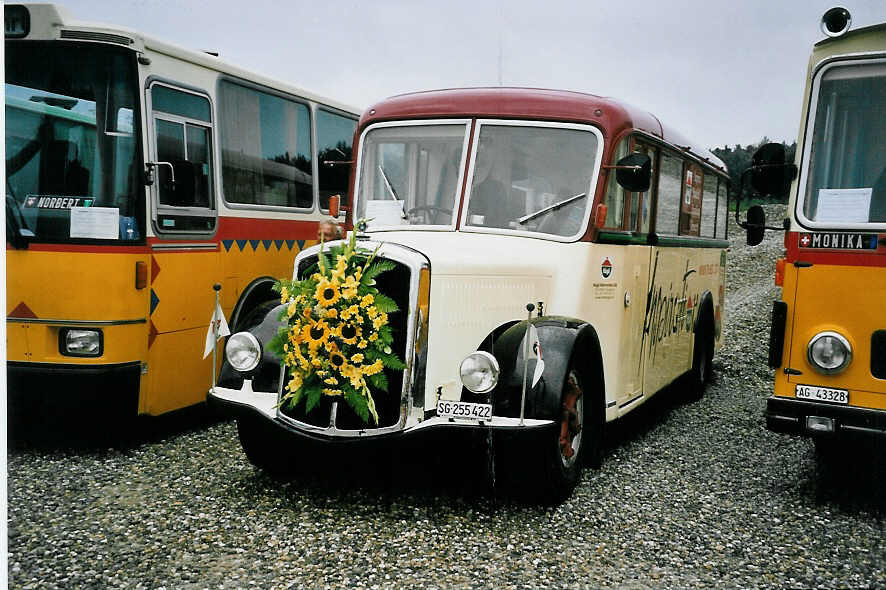 (062'913) - H�gli, Steinach - SG 255'422 - Saurer/R&J (ex EHC Biel; ex Leuenberger, Bern; ex AvH Heimenschwand Nr. 4) am 30. August 2003 in Niederbipp, Saurertreffen