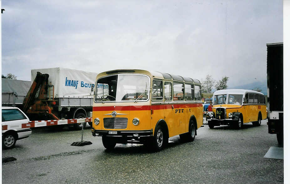 (063'012) - Schmid, Th�rishaus - Nr. 9/BE 26'105 - Saurer/R&J (ex Geiger, Adelboden Nr. 9) am 30. August 2003 in Niederbipp, Saurertreffen