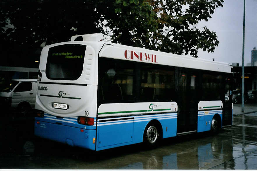 (063'714) - RTB Altst�tten - Nr. 10/SG 145'205 - Iveco am 9. Oktober 2003 beim Bahnhof Wil (Einsatz BOS)