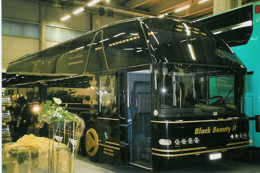 (065'132) - D�hler, Abtwil - SG 2700 - Neoplan am 18. Januar 2004 in Bern, Ferienmesse