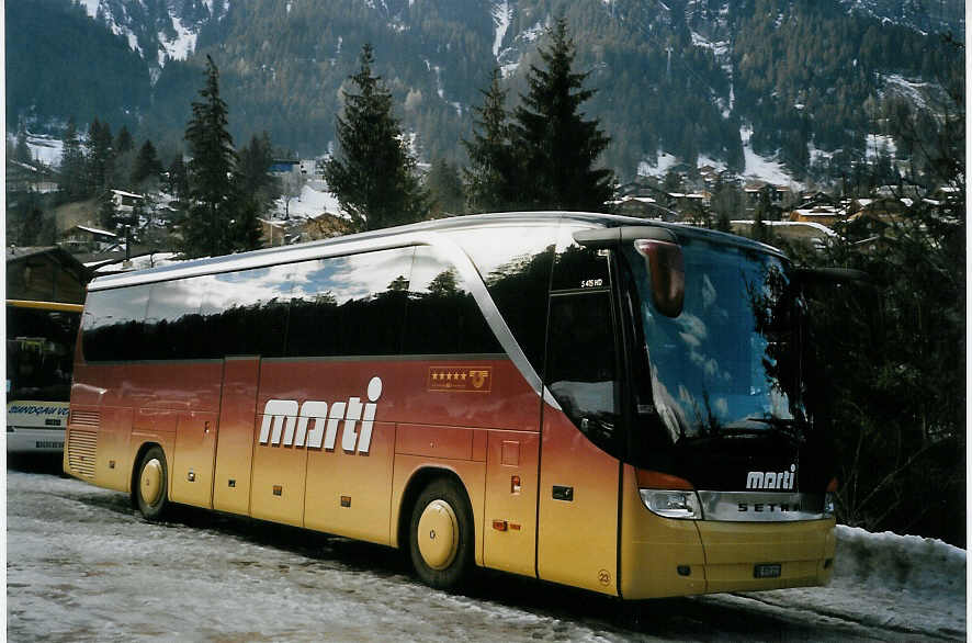(066'013) - Marti, Kallnach - Nr. 23/BE 572'223 - Setra am 14. M�rz 2004 in Adelboden, ASB