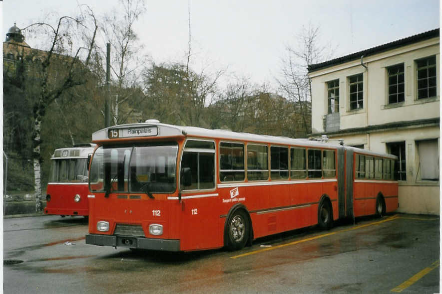 (066'224) - TPG Gen�ve (AGMT) - Nr. 112 - FBW/Hess am 21. M�rz 2004 in Gen�ve, D�p�t