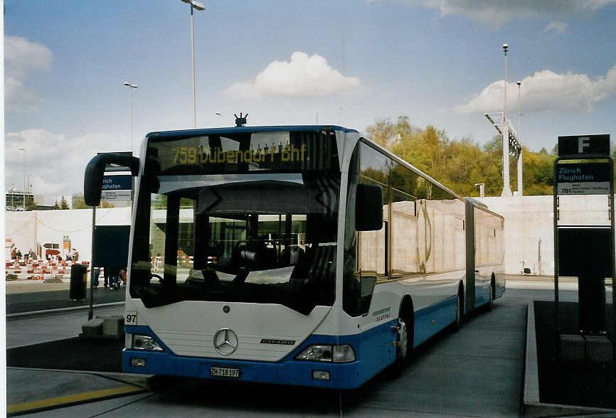 (067'213) - Welti-Furrer, Z�rich - Nr. 97/ZH 718'197 - Mercedes am 24. April 2004 in Z�rich, Flughafen