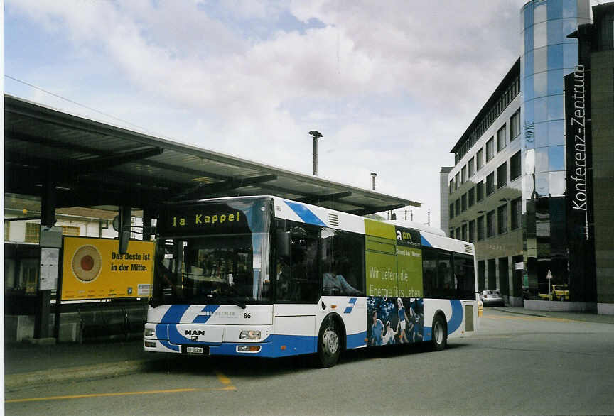 (069'319) - BOGG Wangen b.O. - Nr. 86/SO 32'218 - MAN/G�ppel am 10. Juli 2004 beim Bahnhof Olten