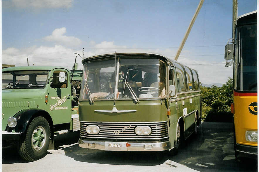 (070'513) - Brechb�hl, Goldiwil - BE 167'677 - Neoplan am 28. August 2004 in Niederbipp, Saurertreffen