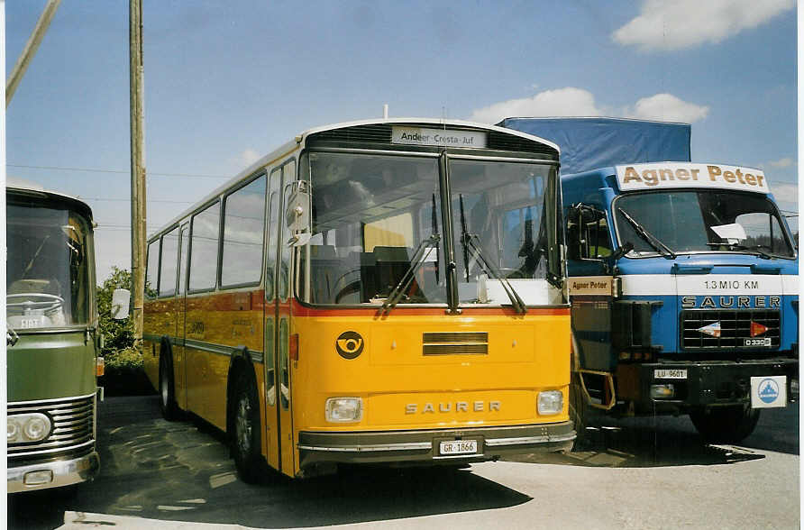 (070'514) - Mark, Andeer - GR 1866 - Saurer/R&J (ex PostAuto Graub�nden; ex P 24'350) am 28. August 2004 in Niederbipp, Saurertreffen