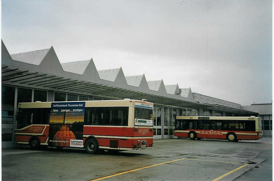 (072'509) - ASKA Aeschi - Nr. 5 - MAN/G�ppel-FHS + Nr. 5/BE 503'083 - MAN am 5. November 2004 in Thun, Garage STI