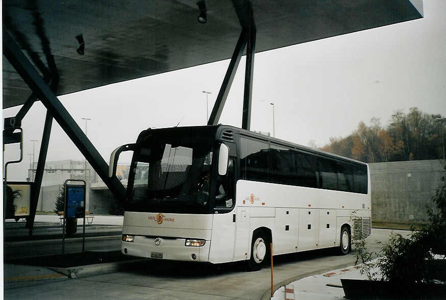 (073'008) - Ryffel, Uster - ZH 602'895 - Irisbus am 11. Dezember 2004 in Z�rich, Flughafen