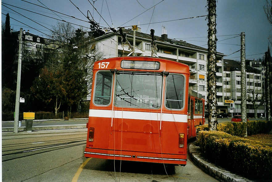 (074'117) - TN Neuch�tel - Nr. 157 - FBW/Hess Gelenktrolleybus (ex Nr. 57) am 16. Januar 2005 in Neuch�tel, D�p�t
