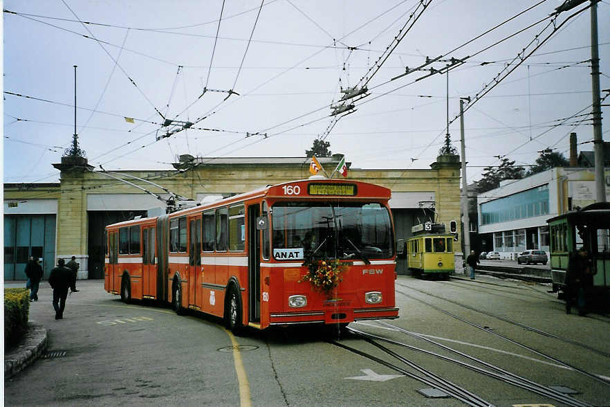 (074'133) - TN Neuch�tel - Nr. 160 - FBW/Hess Gelenktrolleybus (ex Nr. 60) am 16. Januar 2005 in Neuch�tel, D�p�t