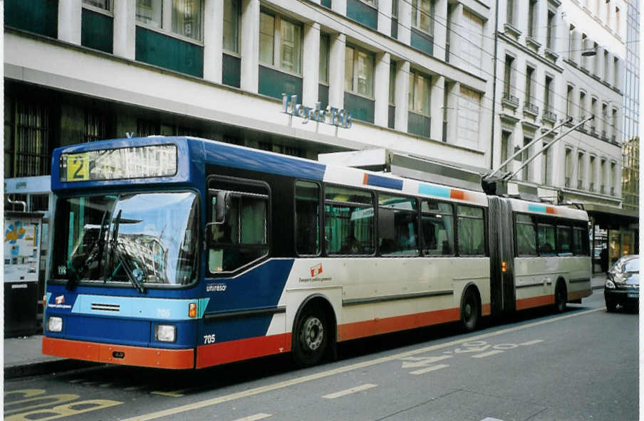 (075'006) - TPG Gen�ve - Nr. 705 - NAW/Hess Gelenktrolleybus am 24. Februar 2005 in Gen�ve, Bel-Air