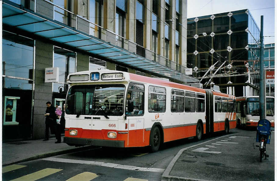 (075'008) - TPG Gen�ve - Nr. 666 - Saurer/Hess Gelenktrolleybus am 24. Februar 2005 in Gen�ve, Bel-Air